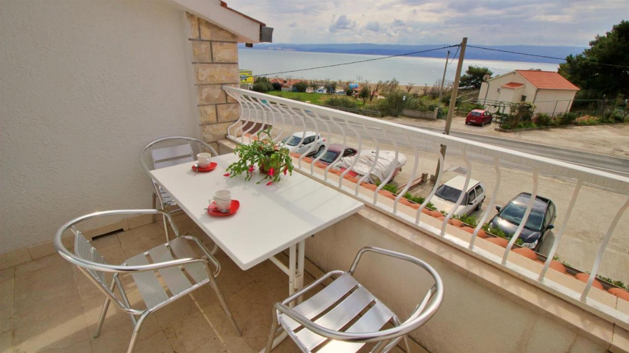 Apartments Slado Omis Exterior photo